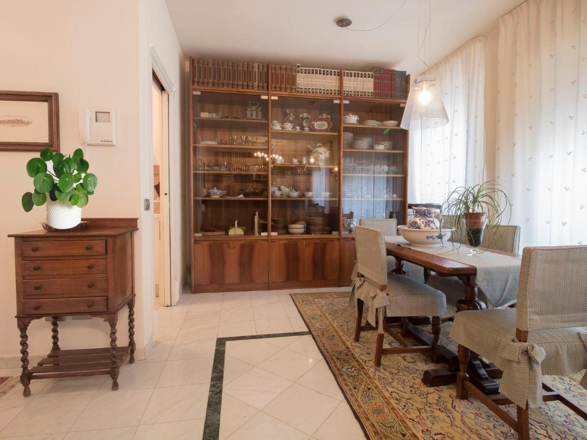 Apartment Lungomare By Interhome Viareggio Extérieur photo
