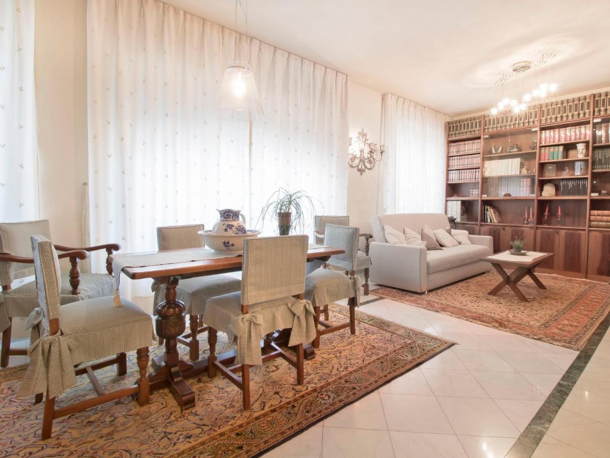 Apartment Lungomare By Interhome Viareggio Extérieur photo